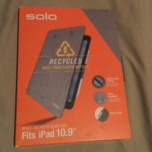 Ipad case NEW 10.9